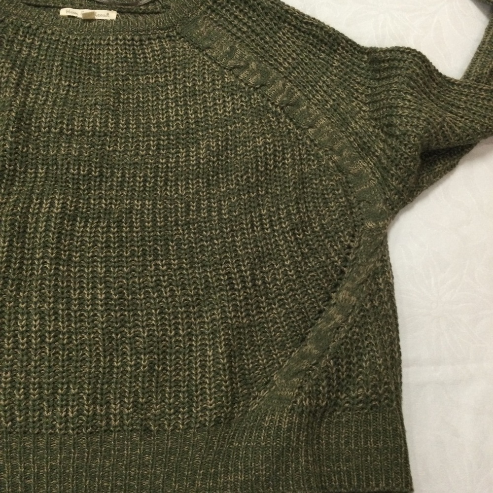Hem&Thread sweater - Picture 6 of 10